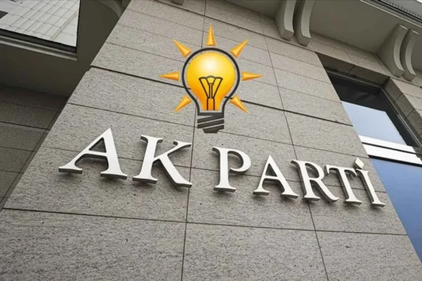 AK Parti İzmir’de 5 ilçe başkanı görevden al...