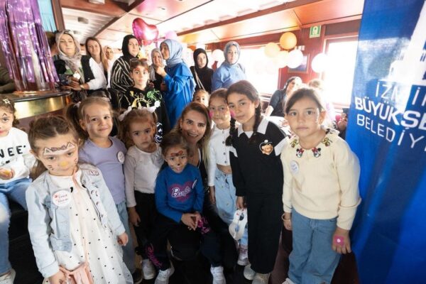 Büyükşehir’den “Dünya Kız Çocukları Günü” et...