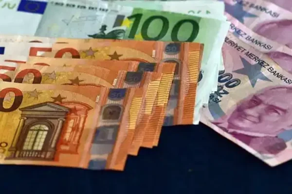 Dev bankadan Euro uyarısı: O karar değer kaybını t...