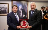 Bakan Tunç’un Kemalpaşa Belediye ziyaretinin...