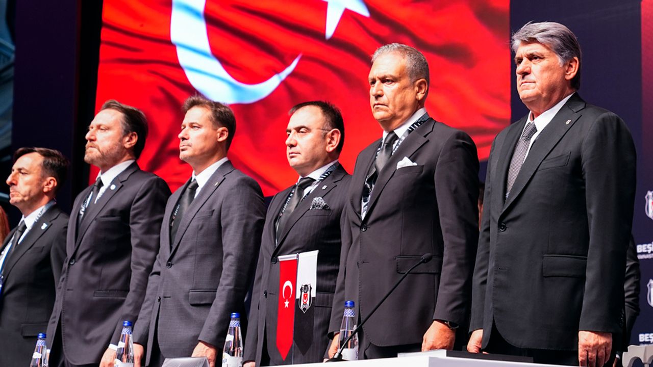Beşiktaş’ta başkan Serdal Adalı ibra edildi!
