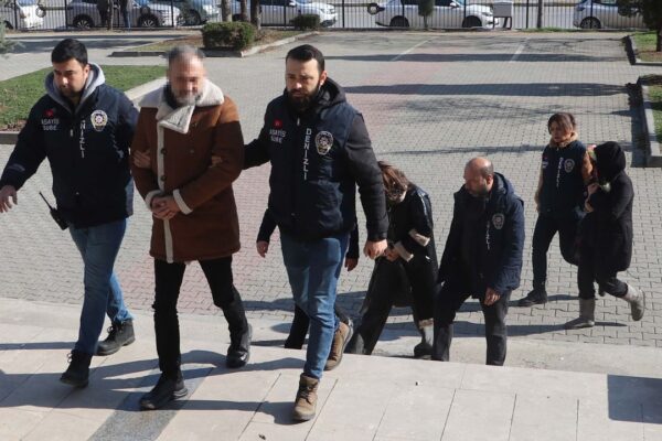 Merdiven altı kürtaja operasyon!