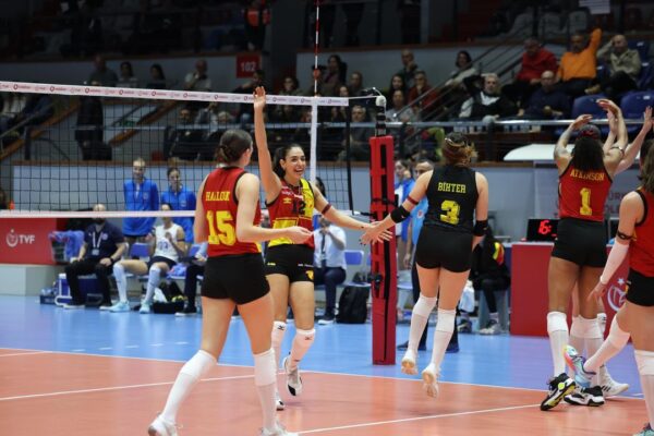 Göztepe, Aydın Büyükşehir’e set vermedi Göztepe, Aydın Büyükşehir’e set vermedi