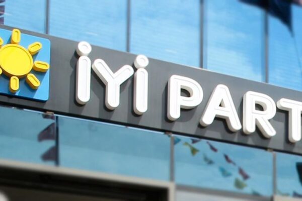 İYİ Parti Kurultayı’nda İzmirli isimler listede