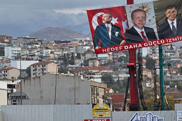 İzmir’de yeni döneme keskin geçiş!